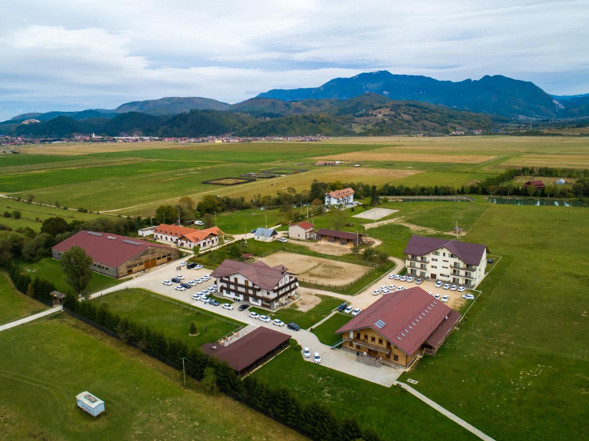 Complex Panicel Râşnov Exterior photo