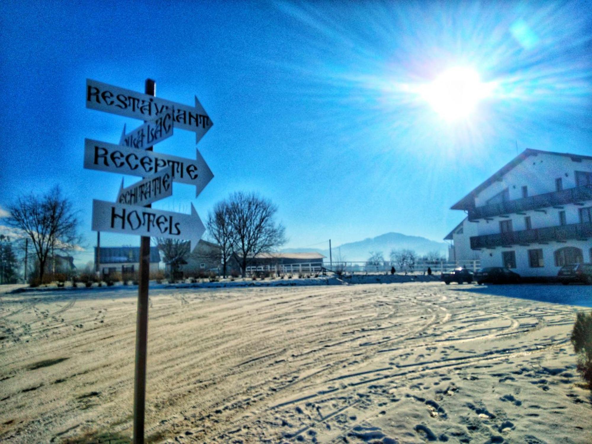 Complex Panicel Râşnov Exterior photo